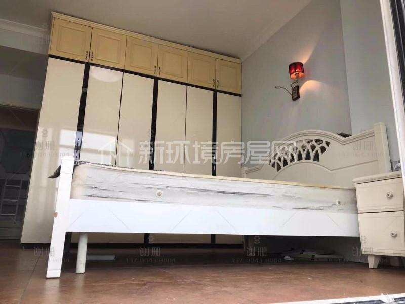 山水天域  3室2厅2卫    8000.0元/月室内图