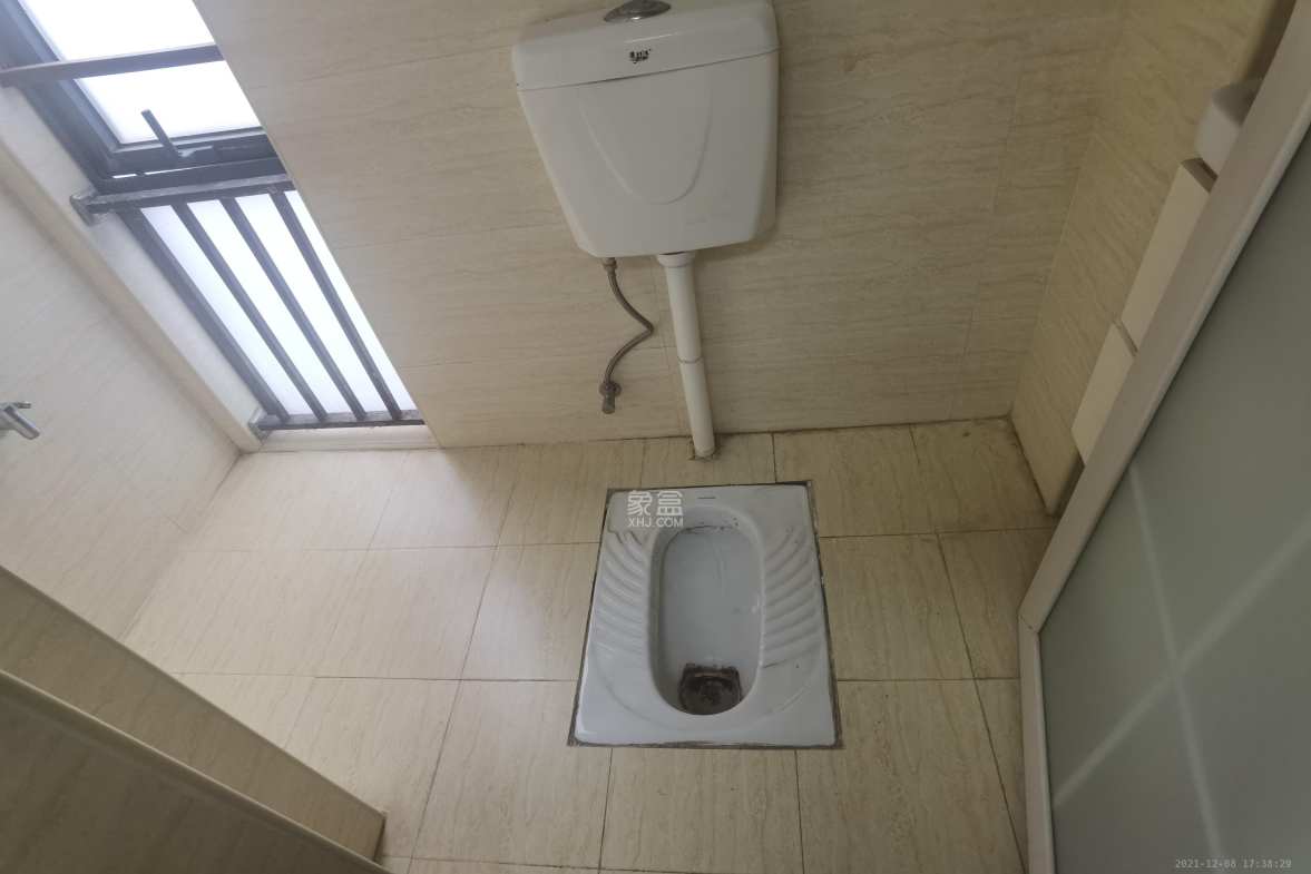 绿地中央广场  1室1厅1卫    1600.0元/月室内图