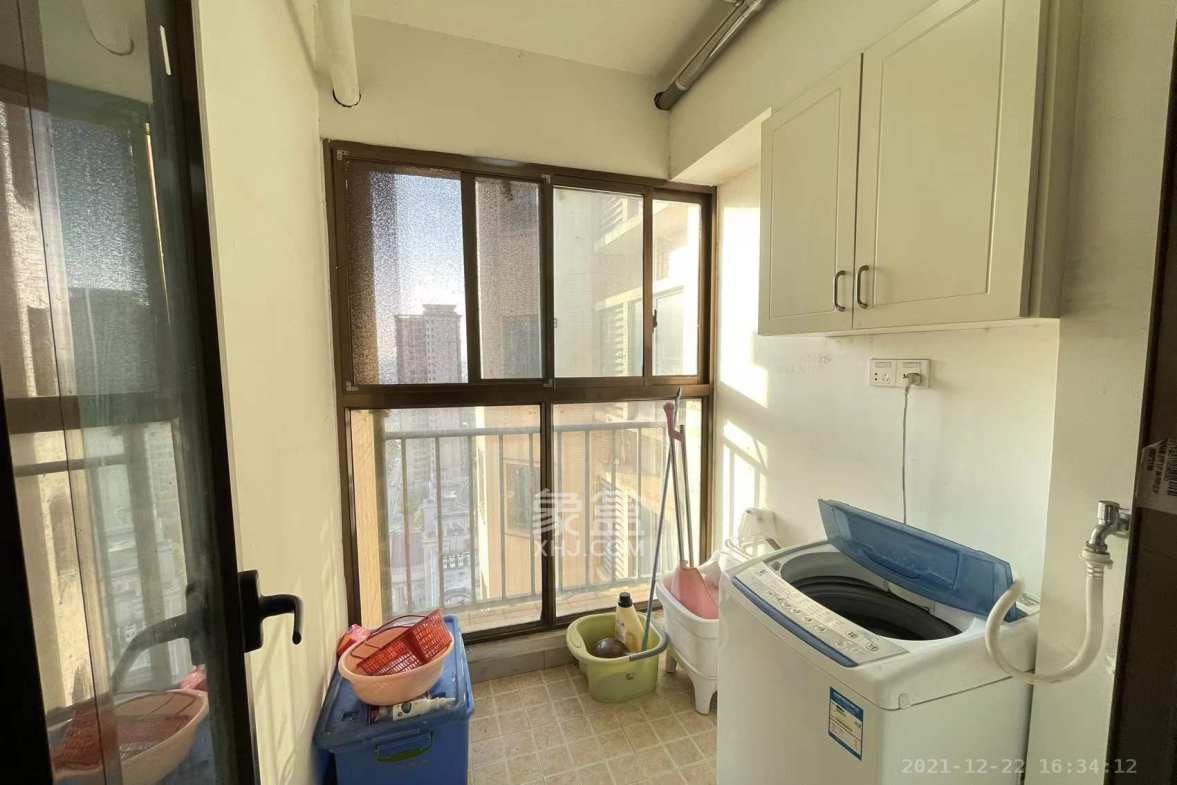 江山帝景哈佛 3室2厅1卫 2200.0元/月 江山帝景哈佛 3室2厅1卫 2200.0元/月室内图