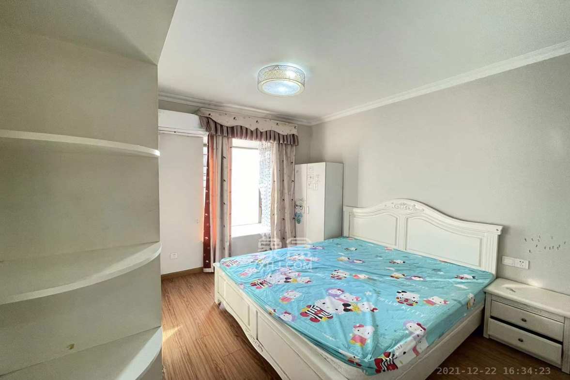 江山帝景哈佛 3室2厅1卫 2200.0元/月 江山帝景哈佛 3室2厅1卫 2200.0元/月室内图