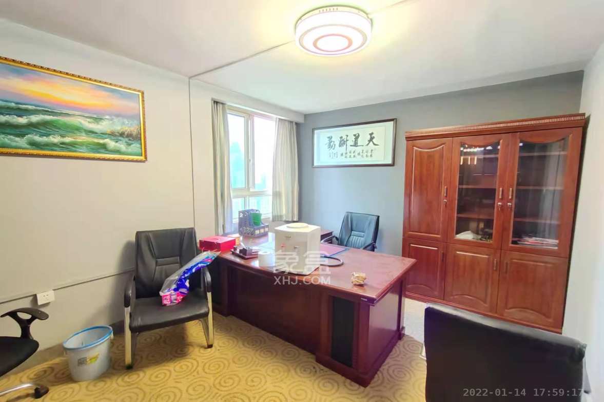 君临天厦  4室2厅1卫    4600.0元/月 君临天厦  4室2厅1卫    4600.0元/月室内图