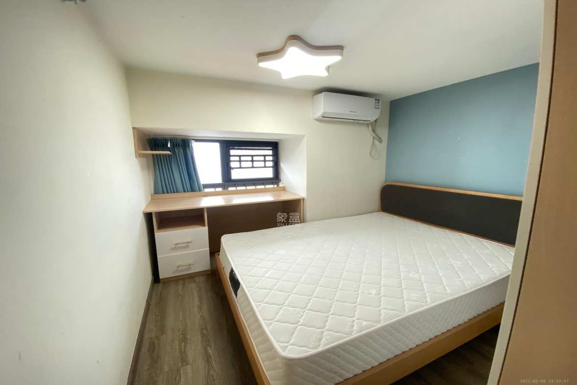 卓越浅水湾  3室2厅2卫    3000.0元/月室内图