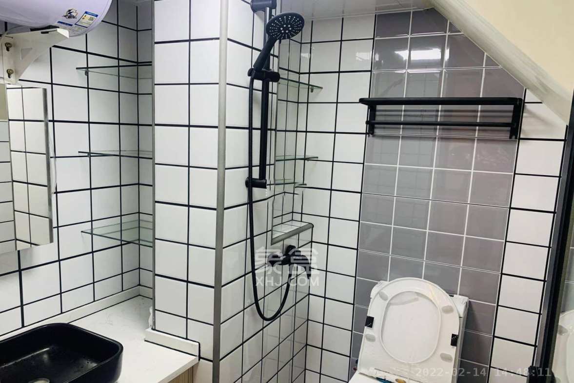 裕天国际商汇中心  2室1厅1卫    2600.0元/月 裕天国际商汇中心  2室1厅1卫    2600.0元/月室内图