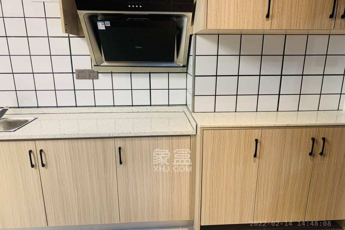 裕天国际商汇中心  2室1厅1卫    2600.0元/月 裕天国际商汇中心  2室1厅1卫    2600.0元/月室内图