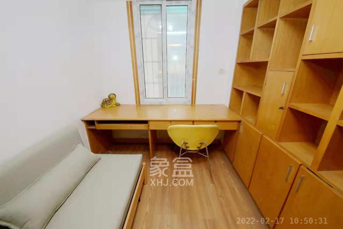 绕城家园  3室2厅1卫    2000.0元/月室内图