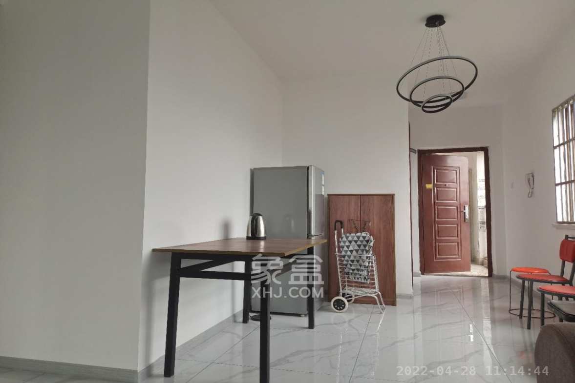 珈鼎城（泊富骊庭）  3室2厅1卫    2000.0元/月室内图