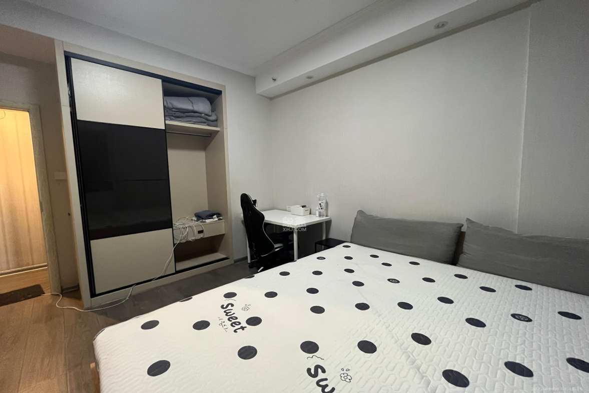 北辰三角洲E4区  3室2厅1卫    4000.0元/月室内图