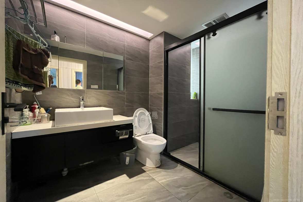 北辰三角洲E4区  3室2厅1卫    4000.0元/月室内图