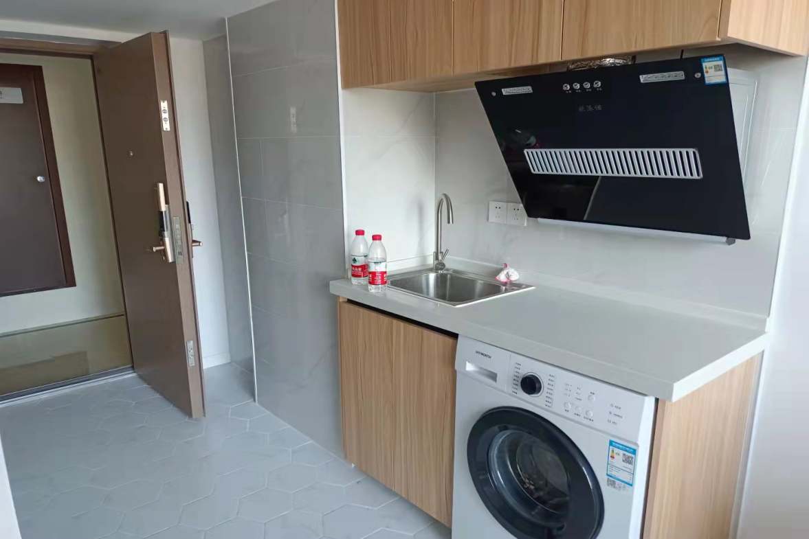 中交广场公寓 1室1厅1卫 2500.0元/月 中交广场公寓 1室1厅1卫 2500.0元/月室内图