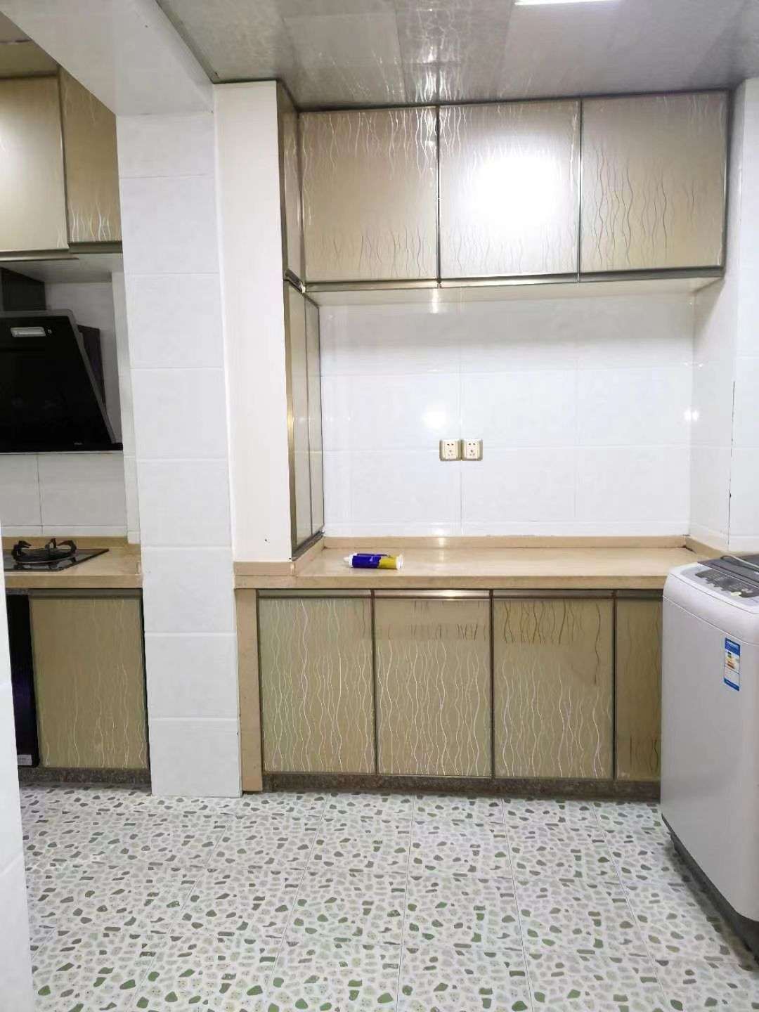 中天会展城B区  2室2厅1卫   5000.00元/月户型图