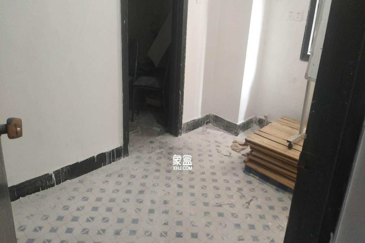 东成大厦  2室2厅1卫    3300.0元/月室内图