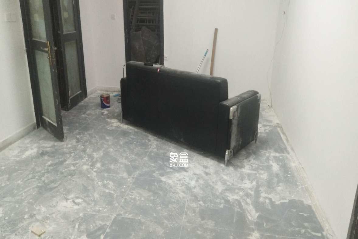 东成大厦  2室2厅1卫    3300.0元/月室内图