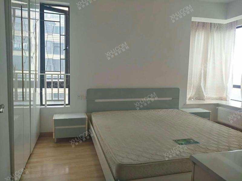 保利麓谷林语E区  3室2厅1卫   2500.00元/月户型图