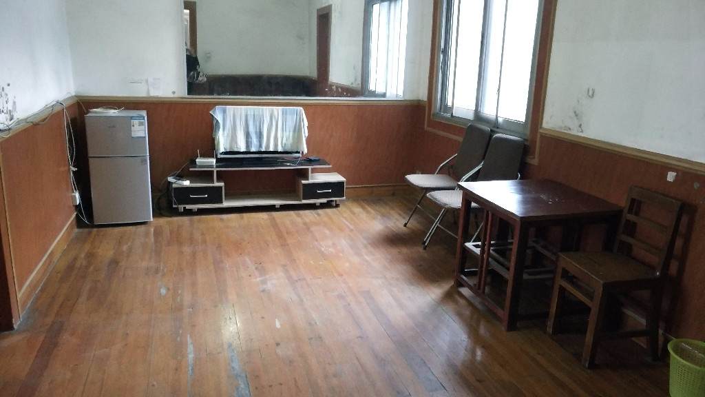 北山二村 2室1厅1卫 900.0元/月 北山二村 2室1厅1卫 900.0元/月室内图