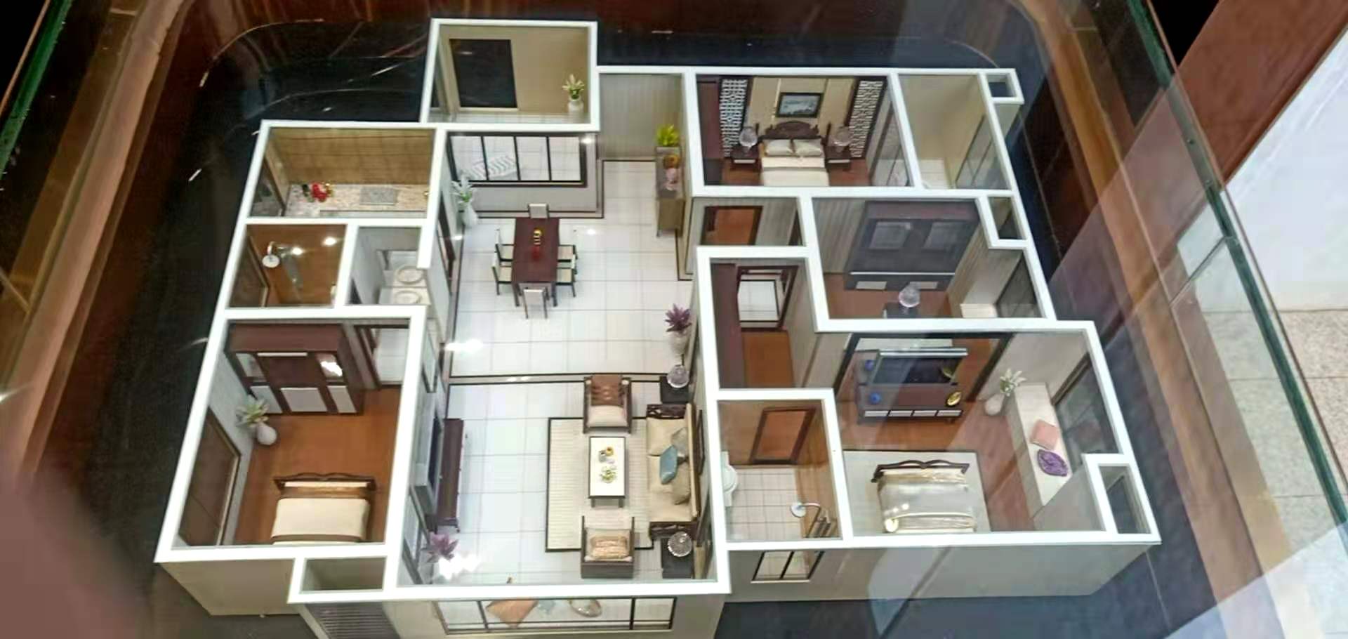 洪源小区  0室0厅0卫    32.8万