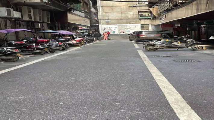 人民路散盘室内图2