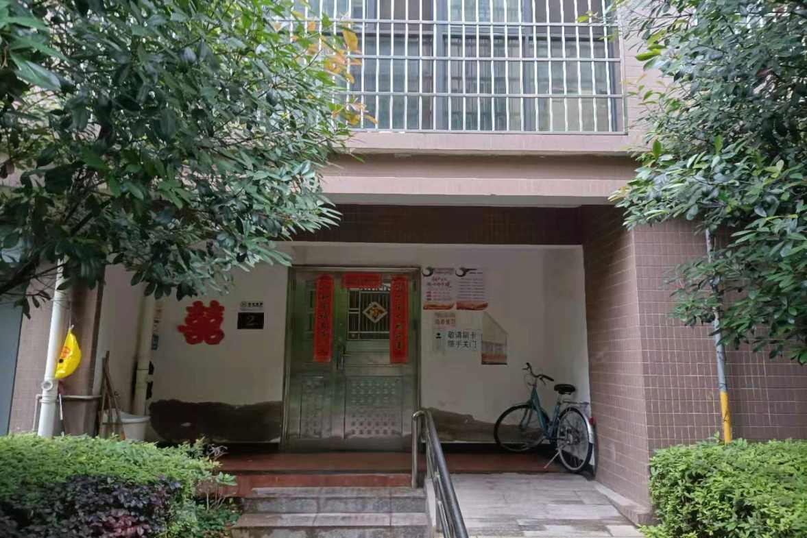 财富嘉苑  3室2厅2卫   2600.00元/月小区图