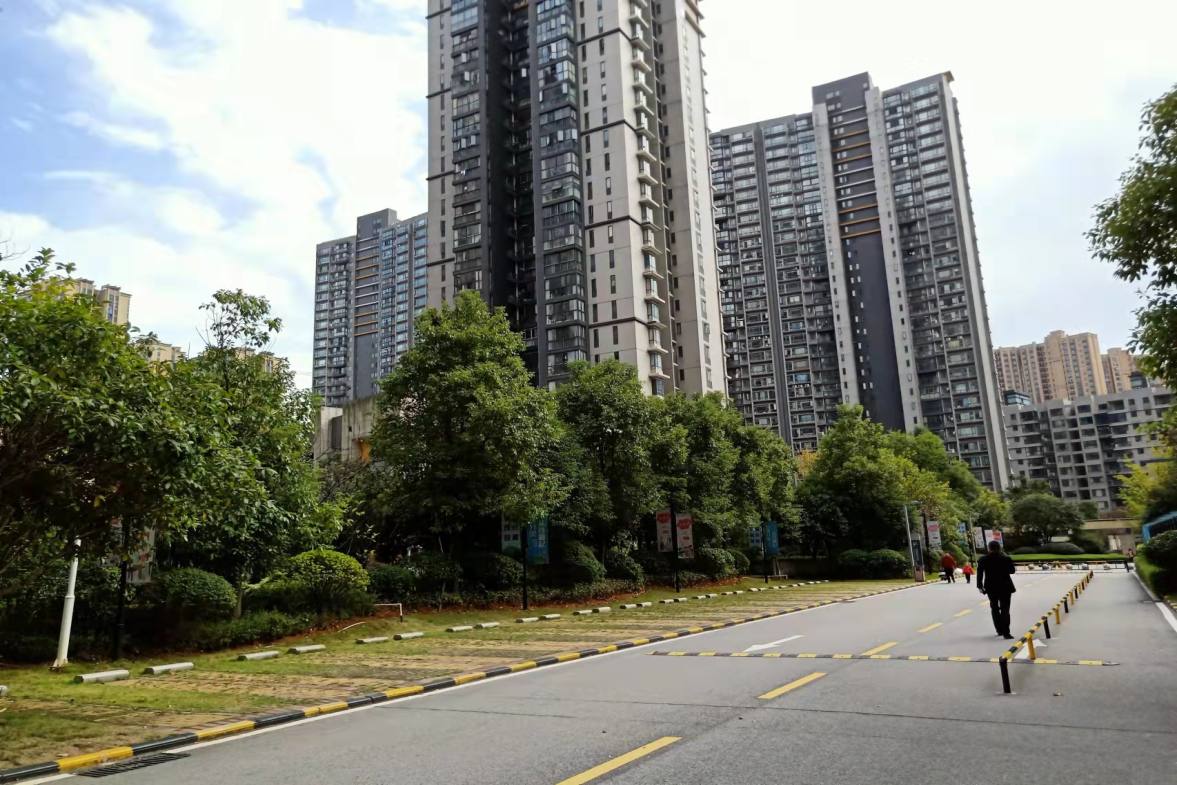 恒基凯旋门三期  4室2厅2卫    3000.0元/月室内图1