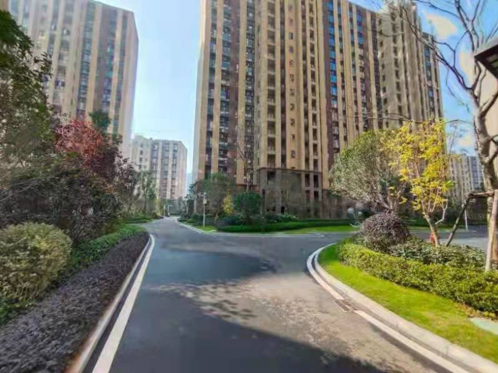 华耀碧桂园十里江湾誉峯  3室2厅2卫   2200.00元/月小区图