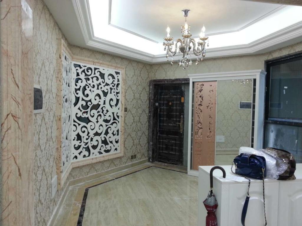 保利花园二期  3室2厅2卫    200.0万