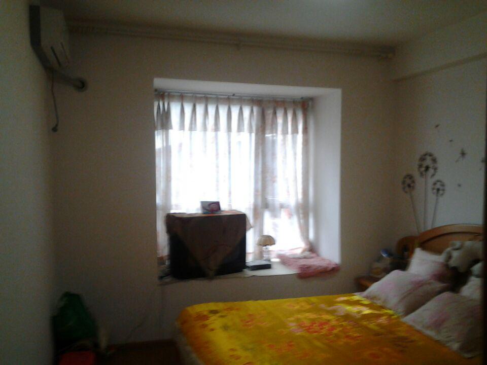 颐和京都  3室2厅1卫    90.0万