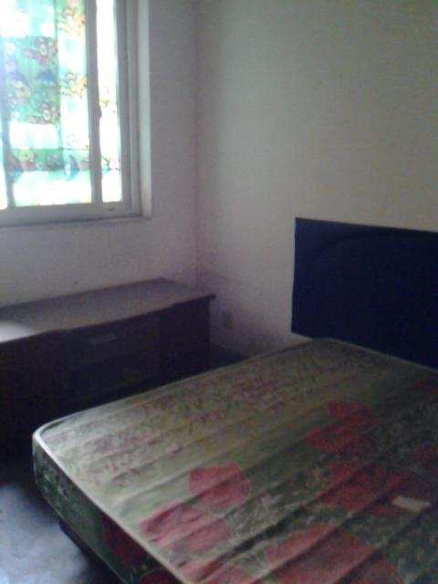 兴元丽园B区  3室1厅0卫    66.0万 兴元丽园B区  3室1厅0卫    66.0万客厅