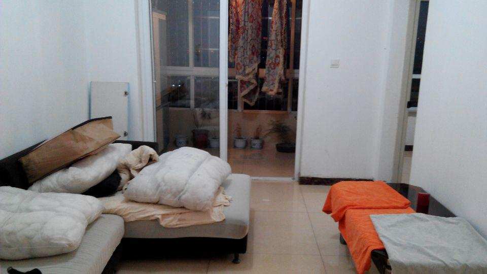 尚房国际  2室1厅1卫    60.0万客厅