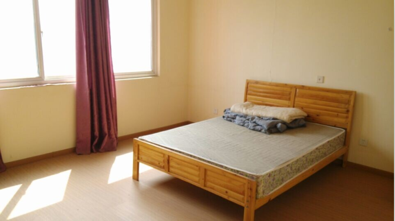 颐和京都  2室2厅1卫    1500.0元/月客厅