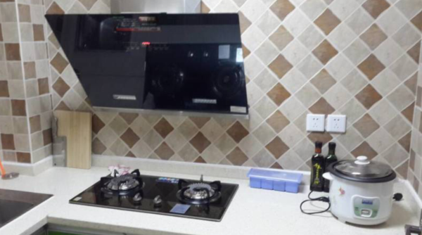 世豪嘉柏  3室2厅1卫    2200.0元/月户型图