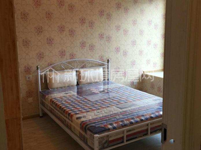 南湖世纪  3室2厅1卫    1700.0元/月室内图