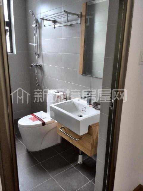 布鲁明顿广场  1室1厅1卫    3200.0元/月室内图