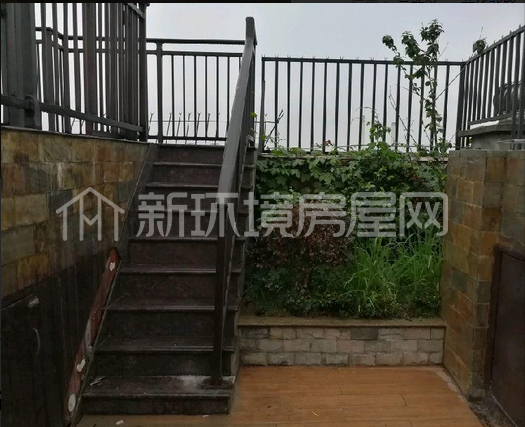 保利百合花园  5室2厅3卫    400.0万户型图