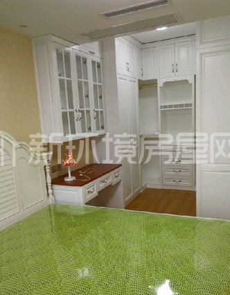 保利百合花园  5室2厅3卫    400.0万户型图