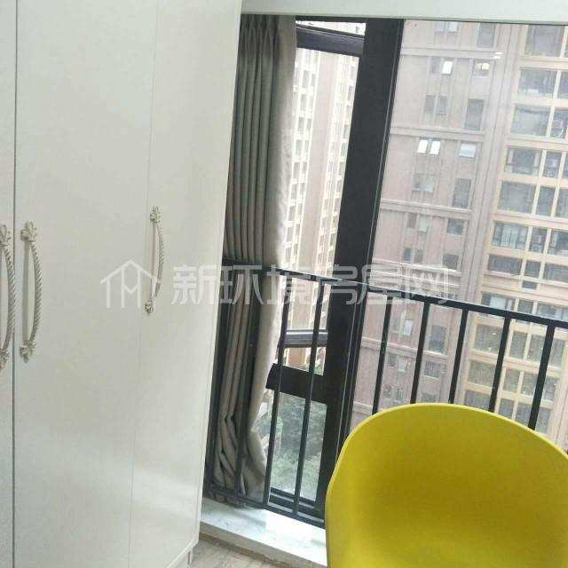 保利星座 1室1厅1卫 1500.0元/月 保利星座 1室1厅1卫 1500.0元/月室内图