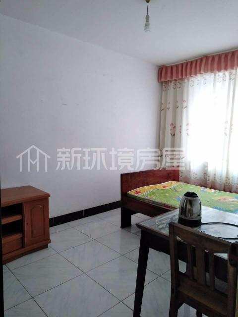 贝森兴苑一期  3室1厅1卫    2000.0元/月户型图