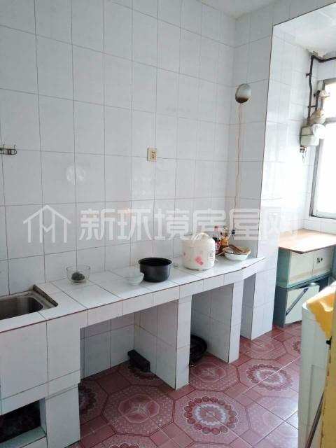 贝森兴苑一期  3室1厅1卫    2000.0元/月户型图