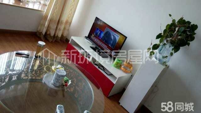 icon尚郡  2室2厅1卫    2900.0元/月室内图1