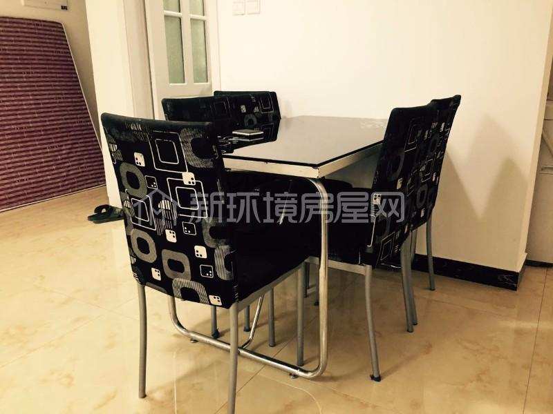 清凤时代城  3室1厅2卫    3900.0元/月室内图