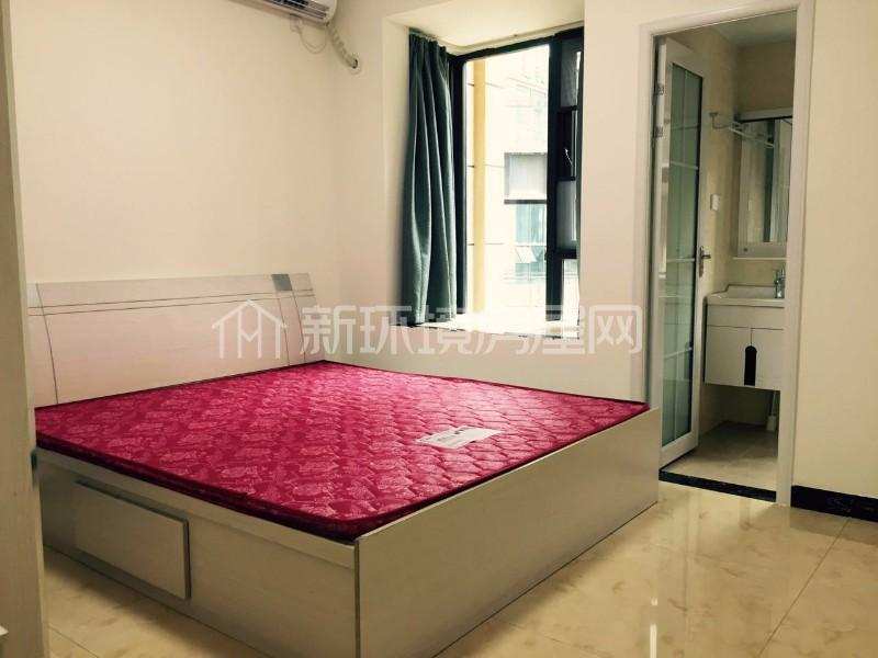 清凤时代城  3室1厅2卫    3900.0元/月室内图