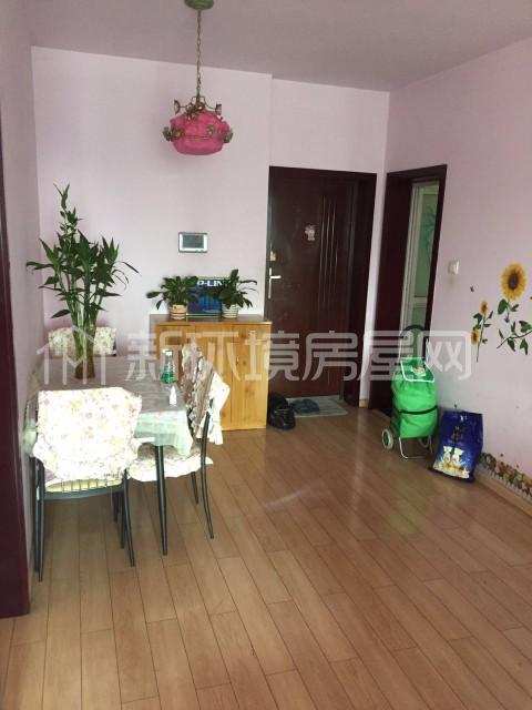 中大君悦三期  2室1厅1卫    2500.0元/月室内图