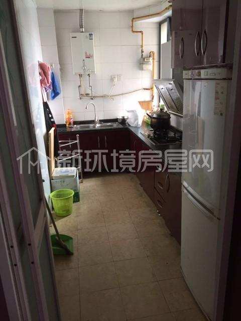 中大君悦三期  2室1厅1卫    2500.0元/月室内图