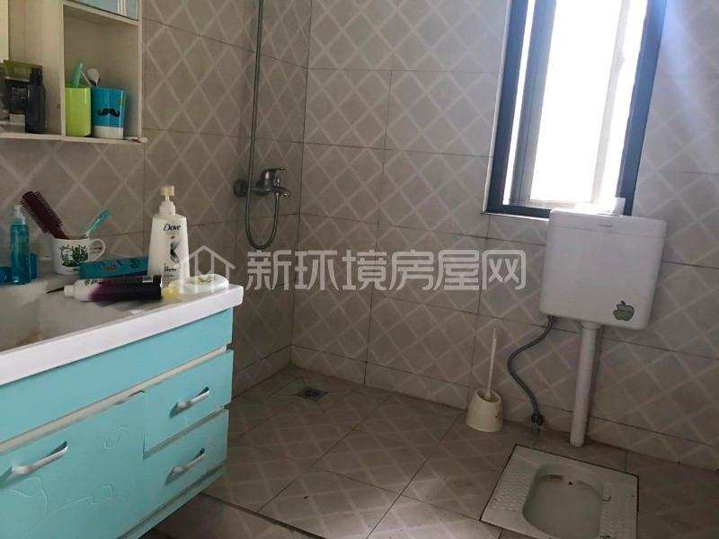 中大君悦金沙五期  3室1厅1卫    3500.0元/月室内图