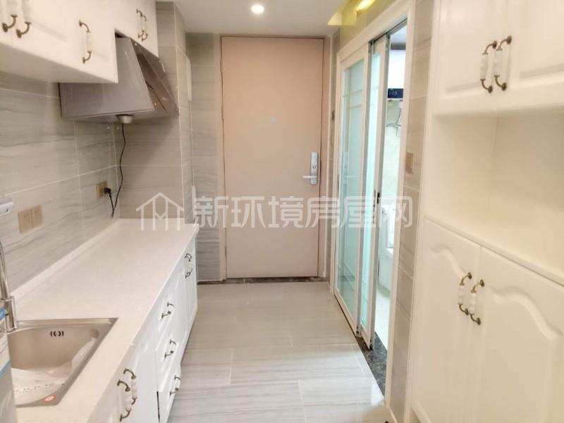 誉峰遇见  1室1厅1卫    3000.0元/月室内图