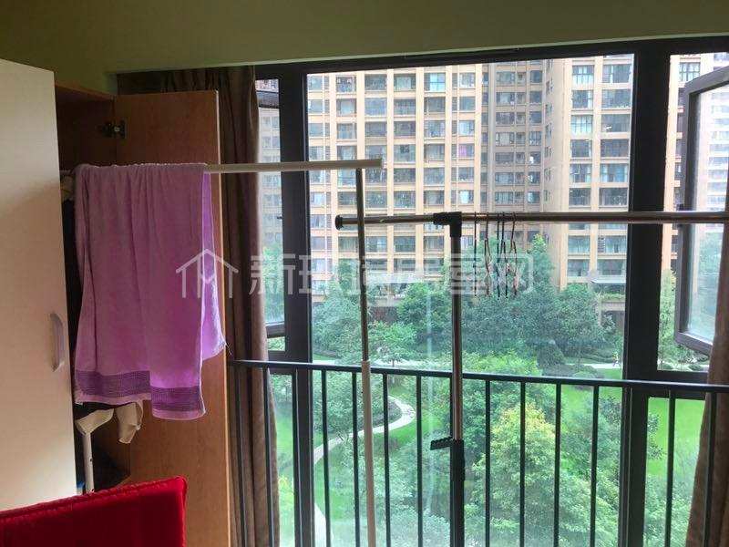 保利星座 1室1厅1卫 2000.0元/月 保利星座 1室1厅1卫 2000.0元/月室内图