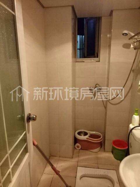 左右小区  2室1厅1卫    1900.0元/月室内图