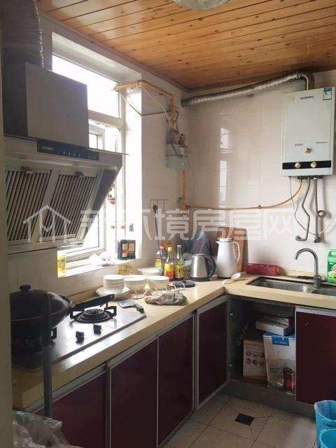 揽胜金沙 1室1厅1卫 2200.0元/月 揽胜金沙 1室1厅1卫 2200.0元/月室内图