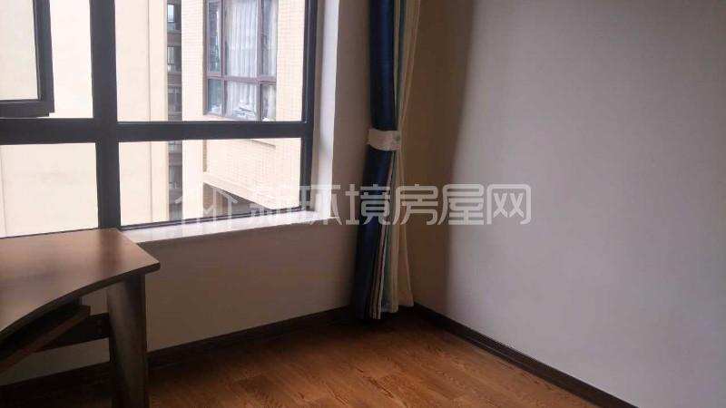 华润凤凰城三期  3室2厅1卫    5000.0元/月室内图