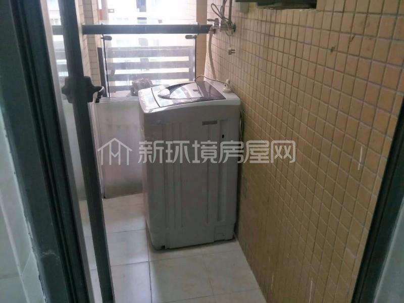 华润凤凰城三期  3室2厅1卫    5000.0元/月室内图