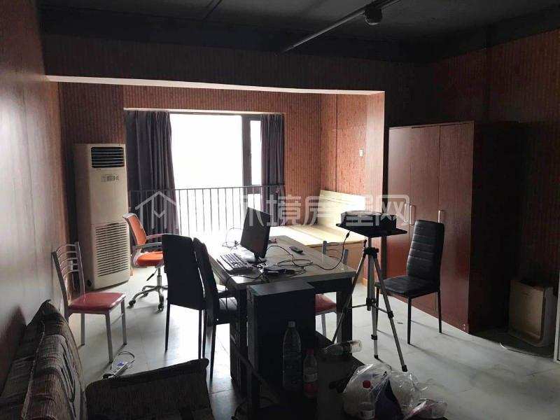 保利星座 1室1厅1卫 1800.0元/月 保利星座 1室1厅1卫 1800.0元/月室内图