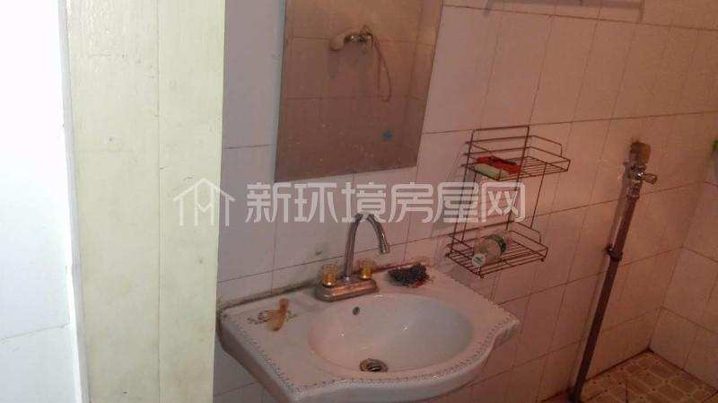 南湖锦苑 1室1厅1卫 1100.0元/月 南湖锦苑 1室1厅1卫 1100.0元/月室内图